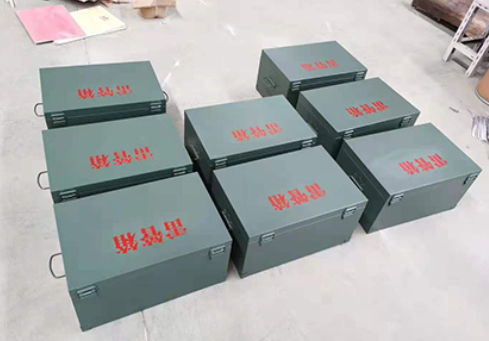 惠东炸药箱和雷管箱一般是怎么存放的？